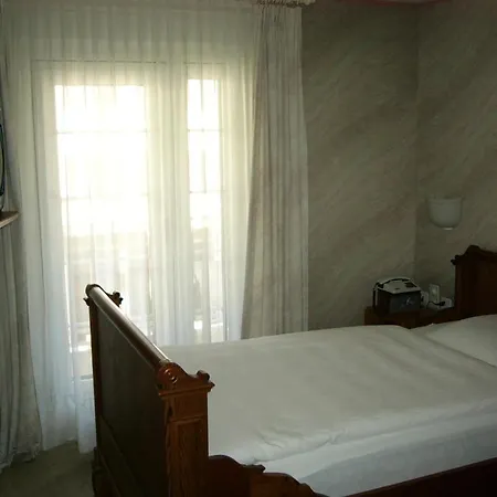 Hotel Chavez 3*